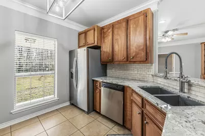 147 E Mosley Lane, Huntsville, TX 77340 - Photo 7