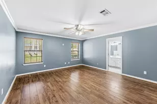 147 E Mosley Ln, Huntsville, TX 77340 - Photo 11