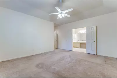 127 S Winterport Circle, The Woodlands, TX 77382 - Photo 15