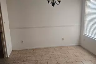 24606 Green Moss Dr, Houston, TX 77336 - Photo 15