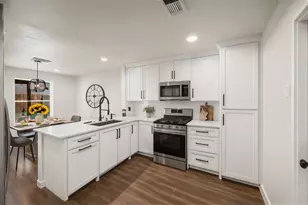 747 Oak W, Houston, TX 77073 - Photo 7