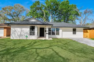 2130 Lamina Ln, Houston, TX 77017 - Photo 3