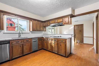 723 Shadowbrook Drive, Spring, TX 77380 - Photo 15