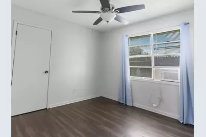 147 9th Street W, Bay City, TX 77456 - Photo 9