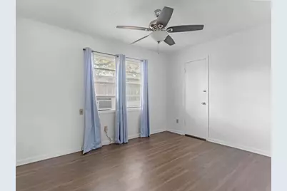 147 9th Street W, Bay City, TX 77456 - Photo 11
