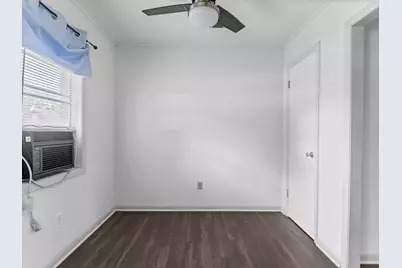 147 9th Street W, Bay City, TX 77456 - Photo 15
