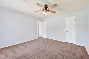128 Bayou Bend Dr, League City, TX 77573 - Photo 23
