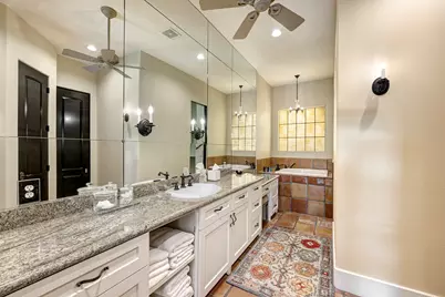 16 Lana Lane #B, Houston, TX 77027 - Photo 15