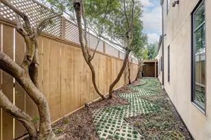 16 Lana Ln, Houston, TX 77027 - Photo 29