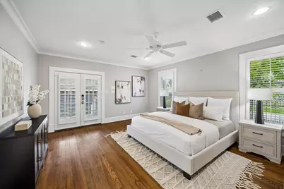 200 E 26th Street, Houston, TX 77008 - Photo 15