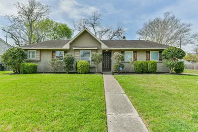 10902 Braewick Drive, Houston, TX 77096 - Photo 1