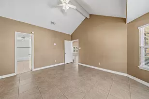 11510 Pagoda Dr, Houston, TX 77477 - Photo 9