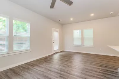18306 W Centro Circle, Shenandoah, TX 77385 - Photo 3