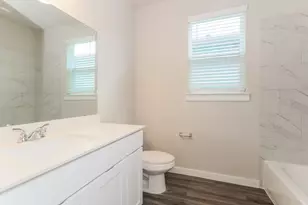 18306 W Centro Cir, Shenandoah, TX 77385 - Photo 17