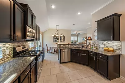 18306 Tacoma Ridge Drive, Tomball, TX 77377 - Photo 11
