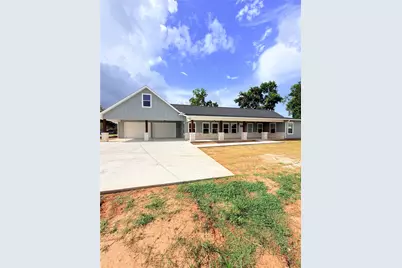 301 E San Bernard St, Brazoria, TX 77422 - Photo 1