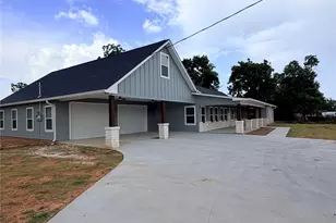 301 E San Bernard St, Brazoria, TX 77422 - Photo 5