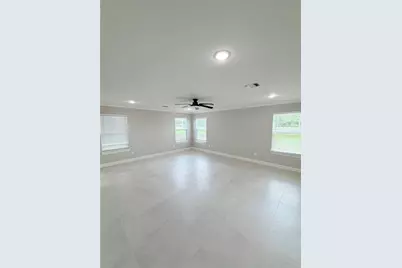 301 E San Bernard St, Brazoria, TX 77422 - Photo 21