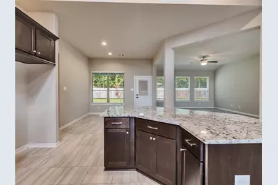 8510 Amber Bend Drive, Baytown, TX 77521 - Photo 19