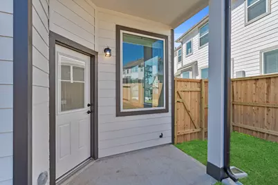 110 West Coralburst Loop, Montgomery, TX 77316 - Photo 23