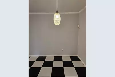 4643 Wild Indigo Street #400, Houston, TX 77027 - Photo 5