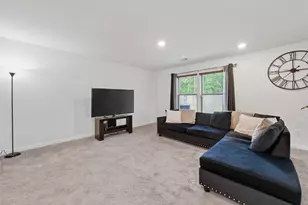 766 Hardwood Grv Ct, Houston, TX 77090 - Photo 9