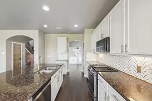 5172 Arbor Cove Ct, Alvin, TX 77511 - Photo 17