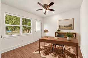 5729 Newport St, Houston, TX 77023 - Photo 7