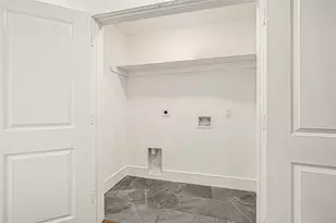5729 Newport St, Houston, TX 77023 - Photo 11