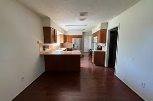 5614 Country Green St, League City, TX 77573 - Photo 11