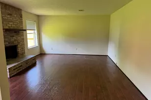5614 Country Green St, League City, TX 77573 - Photo 7