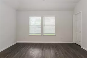 5530 Plantation Forest Dr, Katy, TX 77449 - Photo 11
