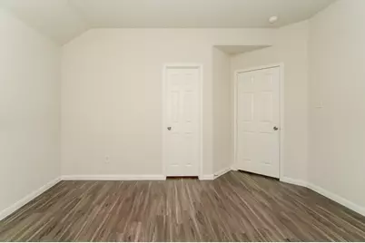 5530 Plantation Forest Drive, Katy, TX 77449 - Photo 13