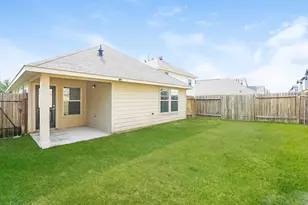 5530 Plantation Forest Dr, Katy, TX 77449 - Photo 3