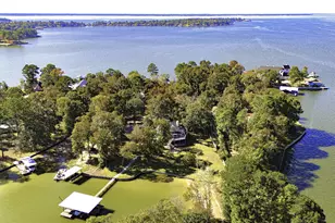 416 Island Dr, Livingston, TX 77351 - Photo 1