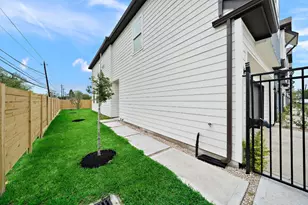 8670 Easthaven Blvd, Houston, TX 77075 - Photo 33