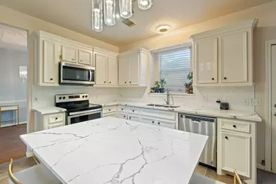 1908 Northampton Drive, Conroe, TX 77303 - Photo 17