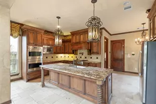 7414 Newbury Trail, Sugar Land, TX 77479 - Photo 7