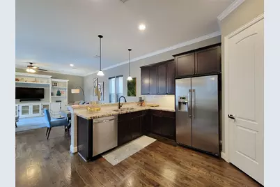 925 W 19th Street #A, Houston, TX 77008 - Photo 15