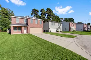 16755 N Thrasher Dr, Conroe, TX 77385 - Photo 3