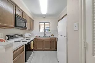 104 Lakeview Terrace, Conroe, TX 77356 - Photo 7