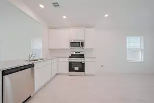 2212 Manila Ln, Texas City, TX 77568 - Photo 9