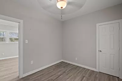 311 7th Avenue N, Texas City, TX 77590 - Photo 13