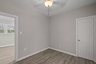 311 7th Ave N, Texas City, TX 77590 - Photo 13