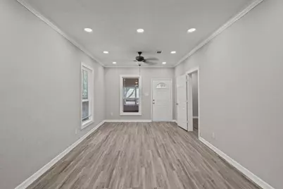 311 7th Avenue N, Texas City, TX 77590 - Photo 17