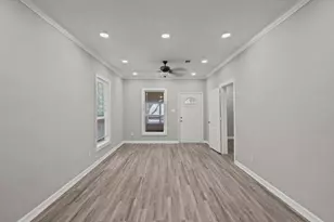 311 7th Ave N, Texas City, TX 77590 - Photo 17