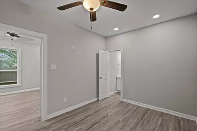 311 7th Avenue N, Texas City, TX 77590 - Photo 9