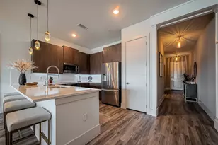 199 Waterpoint Ct, Conroe, TX 77356 - Photo 5