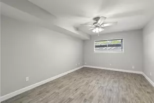 13010 Trail Hollow Dr, Houston, TX 77079 - Photo 29