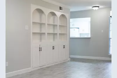 13010 Trail Hollow Drive #3010, Houston, TX 77079 - Photo 11